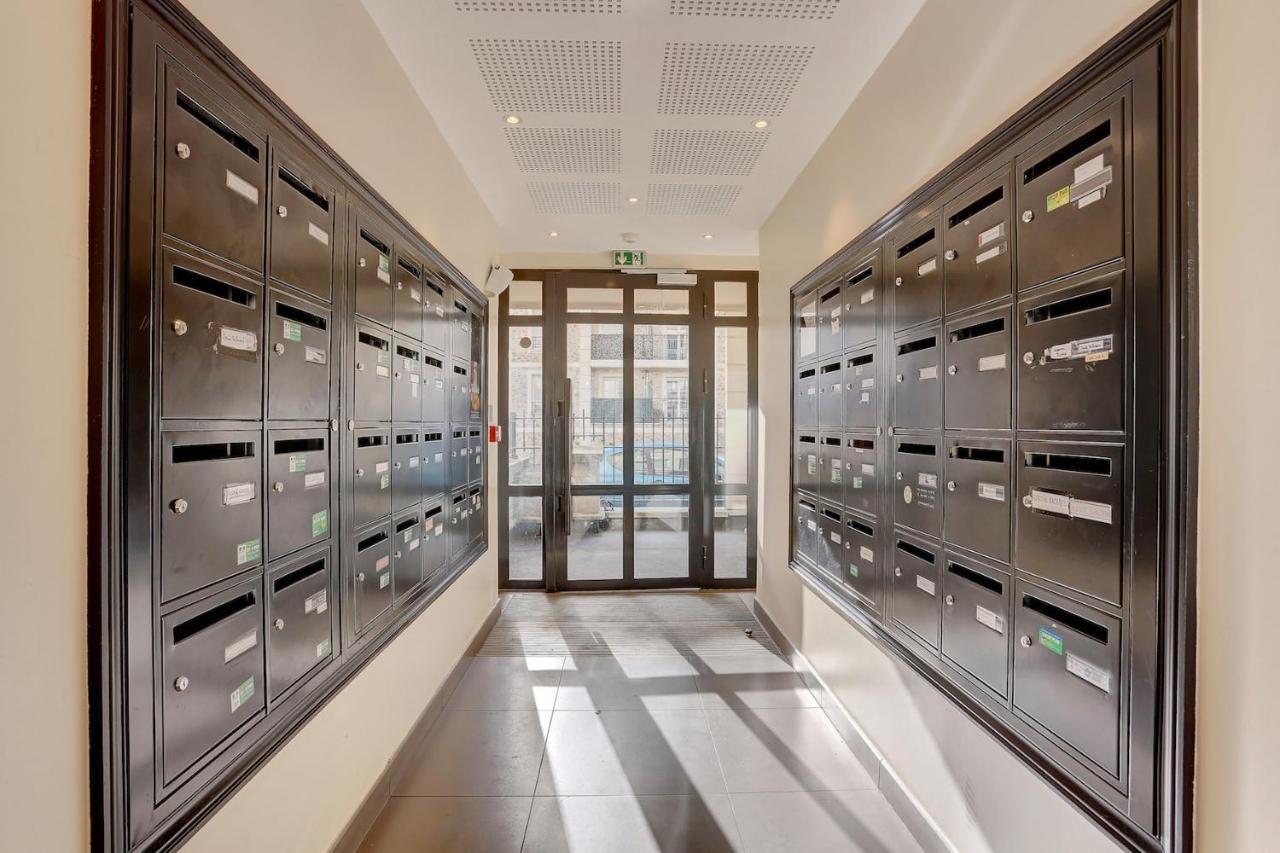 Le Curie - Saint Cyr Apartment Bagian luar foto