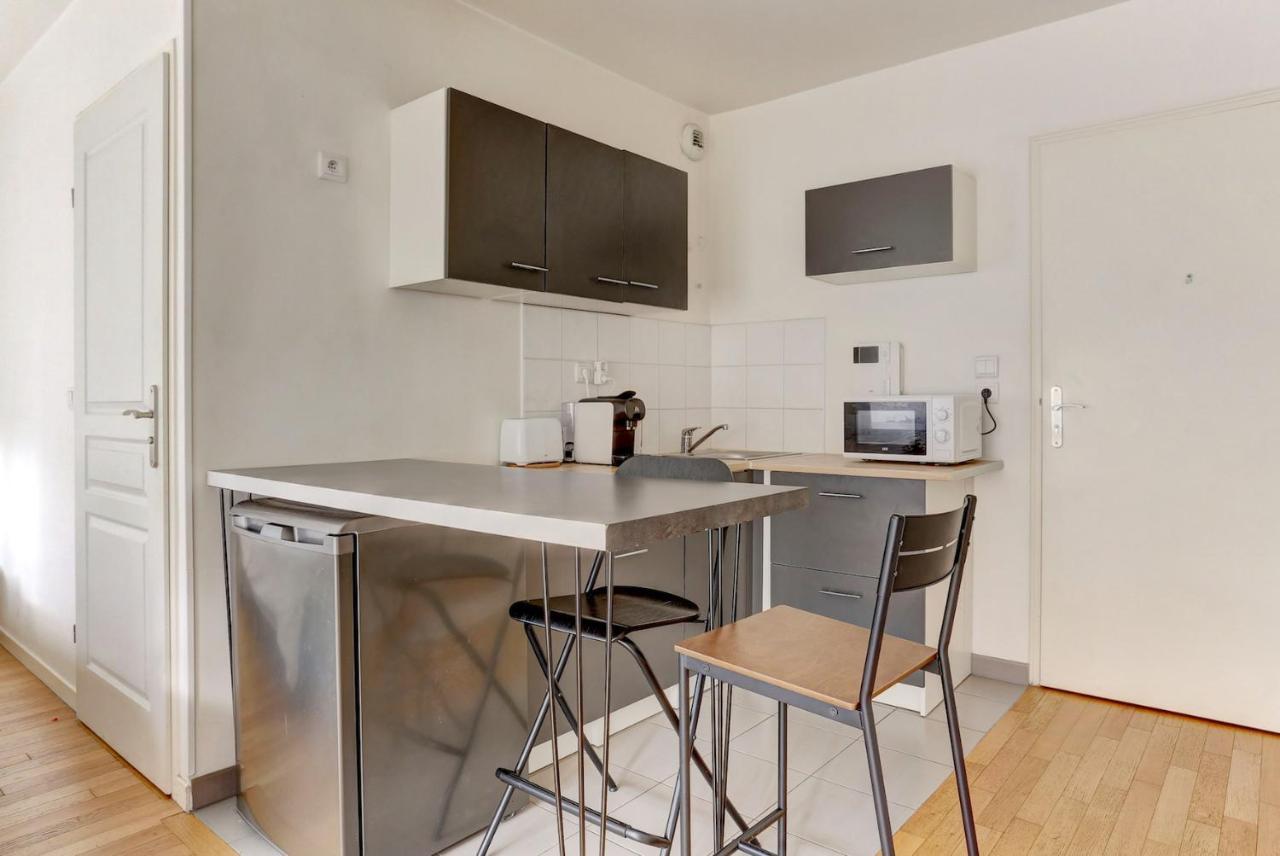 Le Curie - Saint Cyr Apartment Bagian luar foto